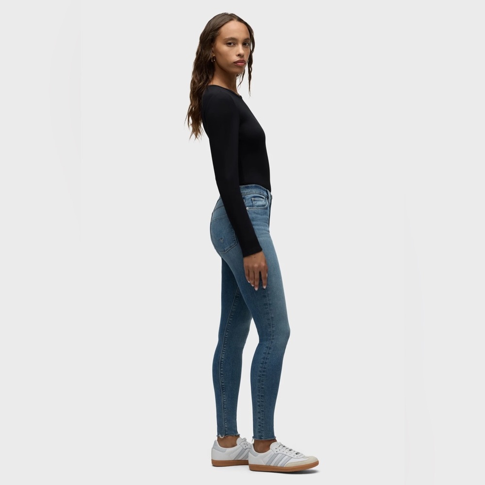 Hudson Jeans Barbara High-Rise Super Skinny Ankle Jean Size 30